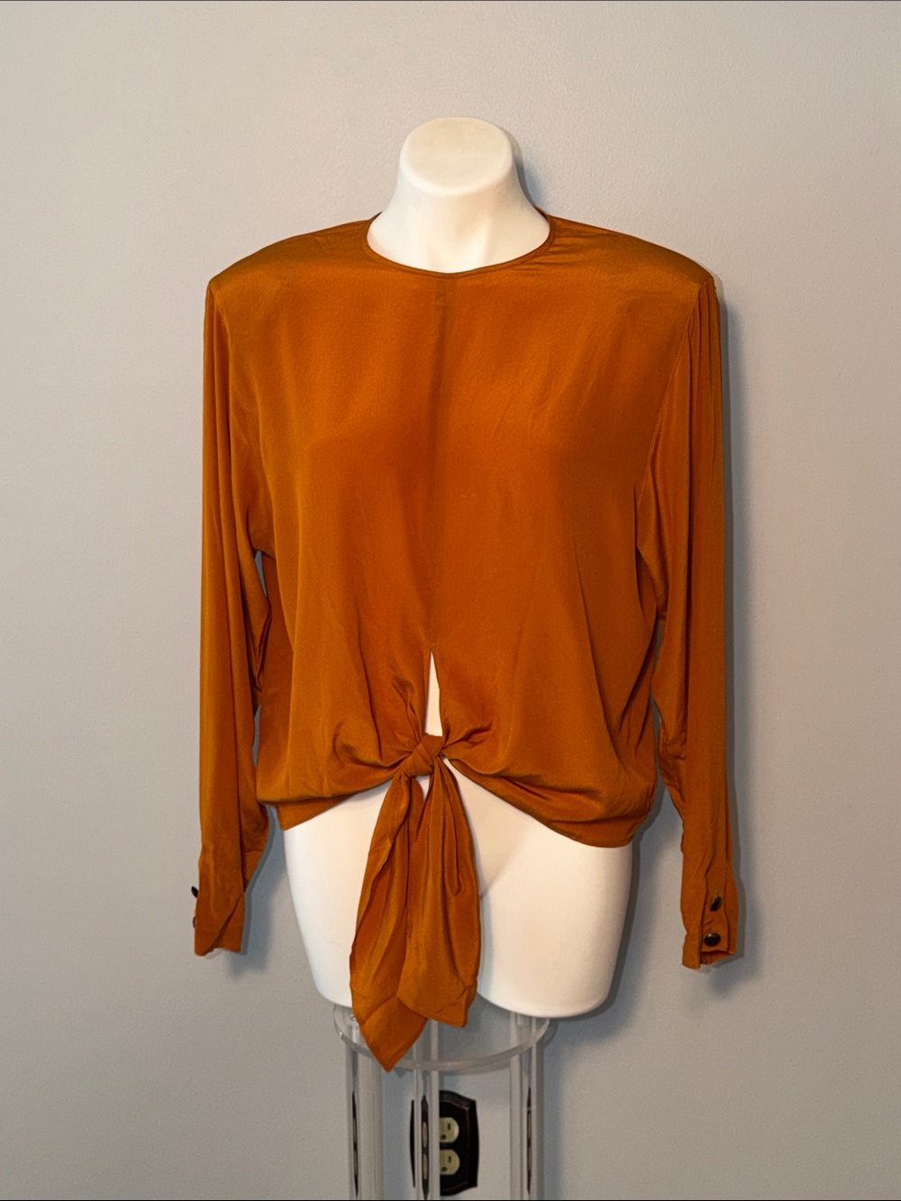MaxMara  Ladies Rust orange long-sleeve tie-front blouse. Large. READ